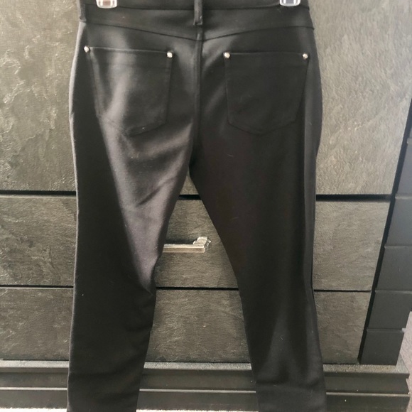 Black faux leather stretch pants - Picture 4 of 4
